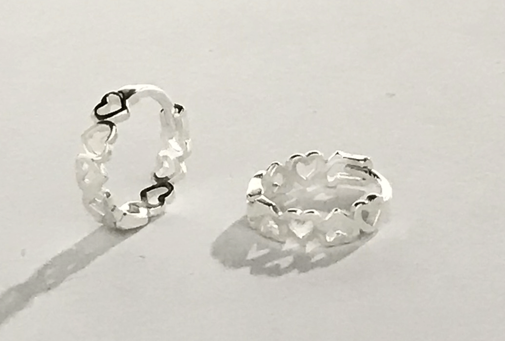 Brinco Argola aro coração maior